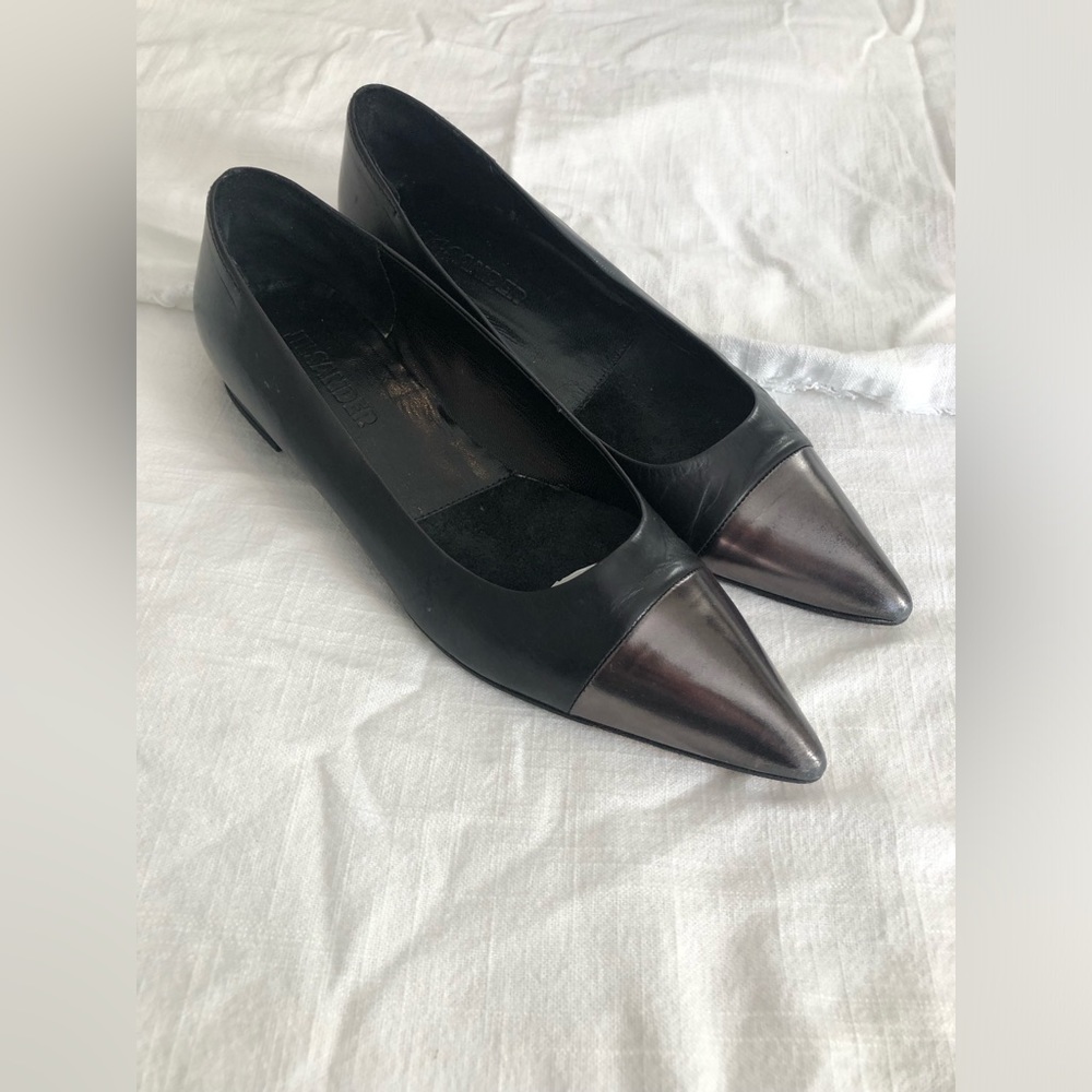 Jil sander pointed toe metallic flats, EUC
